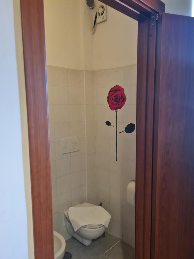 La Palazzina Hotel Рим Екстериор снимка