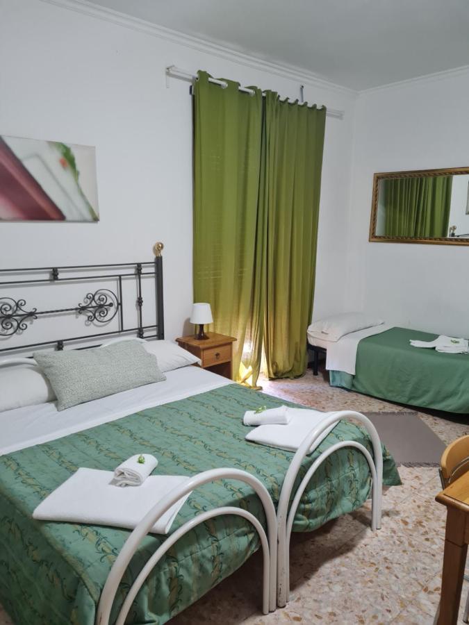 La Palazzina Hotel Рим Екстериор снимка