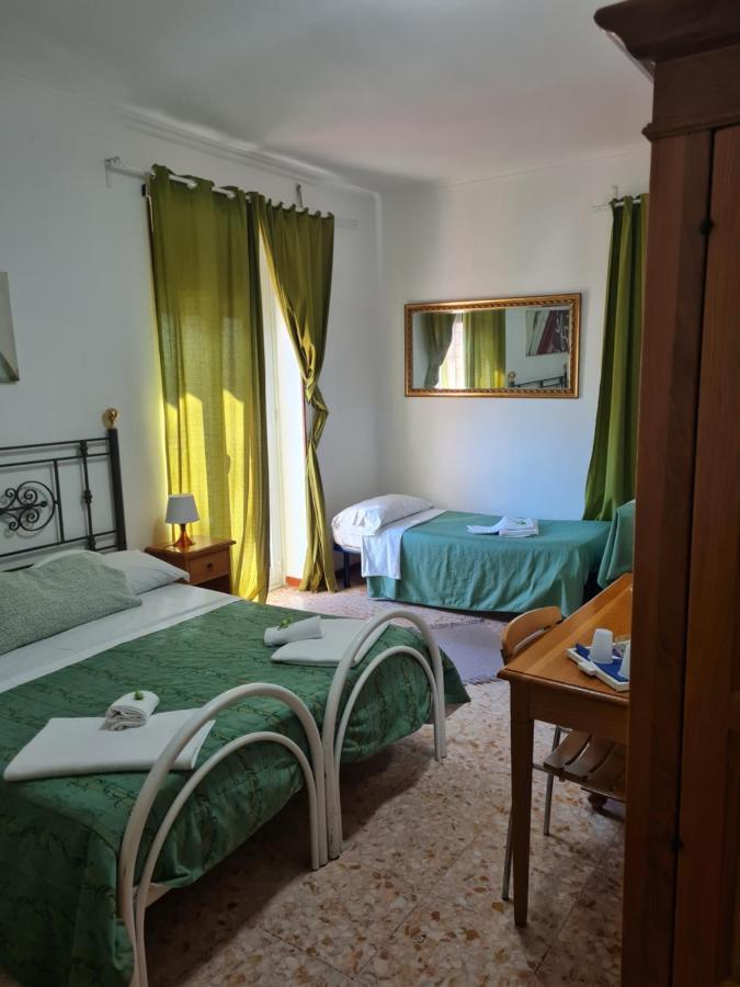 La Palazzina Hotel Рим Екстериор снимка