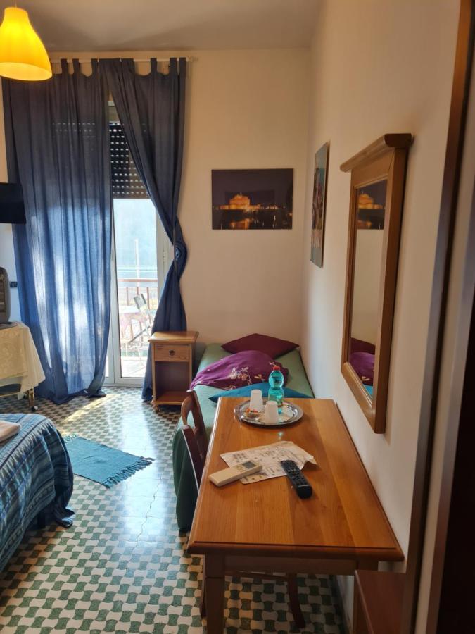 La Palazzina Hotel Рим Екстериор снимка